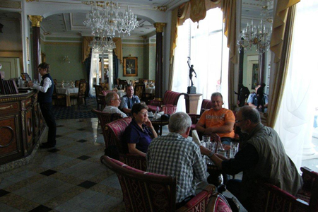 008 Kaffeekraenzchen im Grand Palace